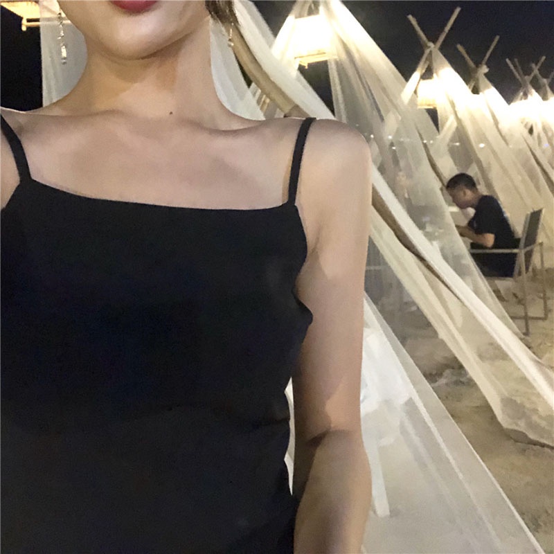 Đầm IELGY hai dây dáng chữ A màu đen trơn thời trang đi biển xinh xắn dành cho nữ