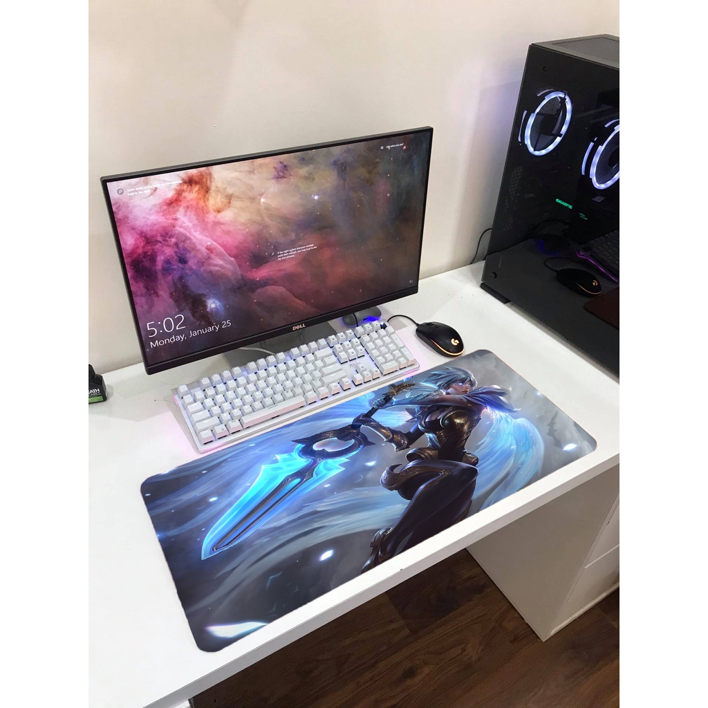 Lót chuột trang phục Riven Liên minh huyền thoại cực nét (Hàng cao cấp)