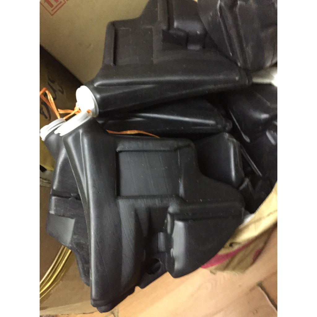 Bình phun nước Bình nước rửa kính Hyundai Porter 1.25t Bắc Việt