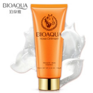 Kem tẩy trang kết hợp sữa rửa mặt Ngựa của Bioaqua hàng nội địa Trung