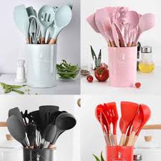 Dụng cụ làm bánh bh