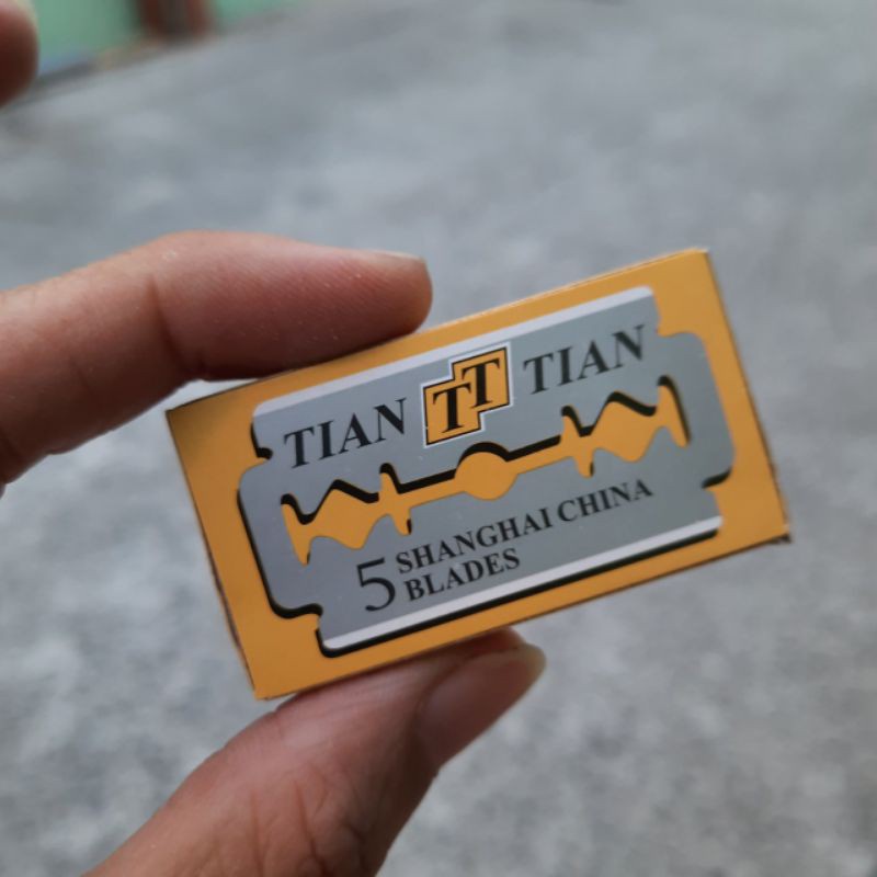 Gói 20 Hộp  Dao Lam Vàng 30S Store