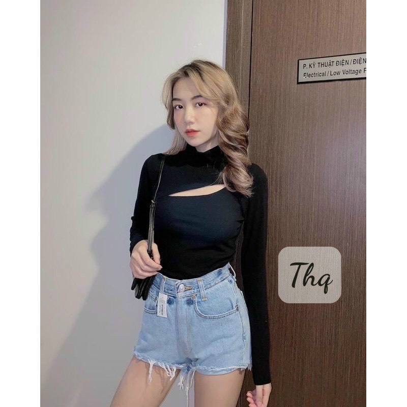 Áo khoét ngực tăm nhung sexy lôi cuốn