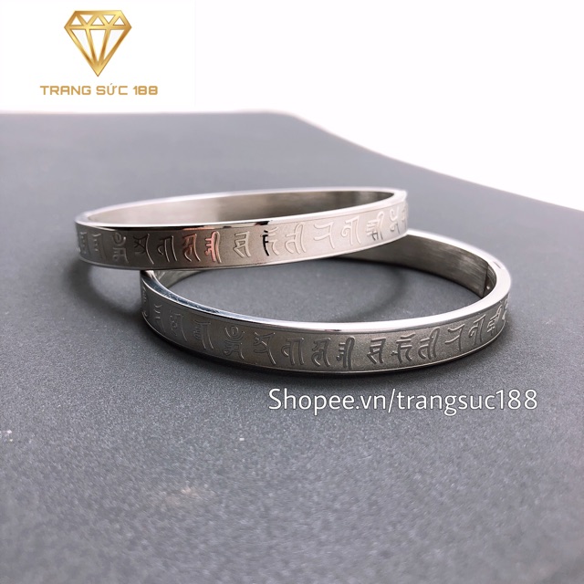 Vòng tay titan Om Mani Padme Hum