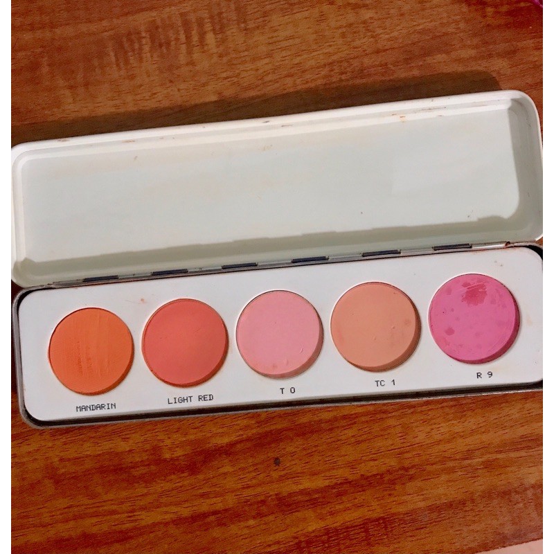 bảng phấn má kryolan