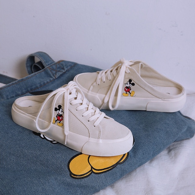 Giày dẫm gót mickey