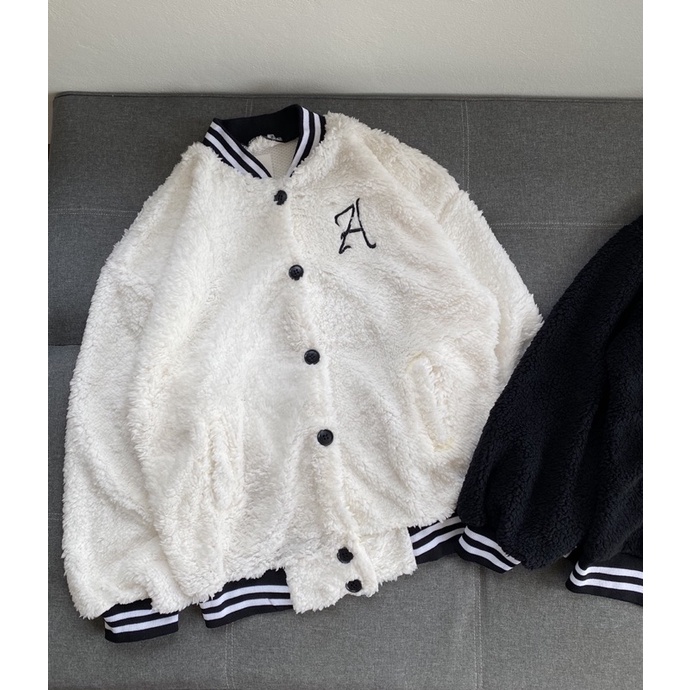 Áo Bomber lông thêu logo A