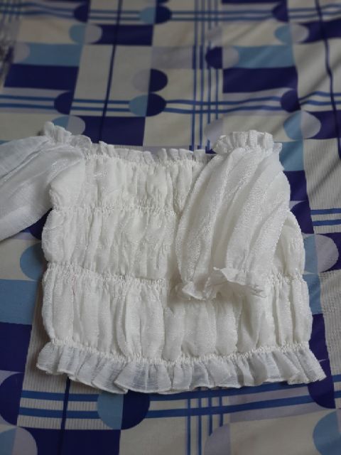 Áo croptop trễ vai tay phồng kèm ảnh thật | BigBuy360 - bigbuy360.vn