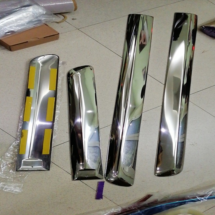 Bộ ốp Nẹp Sườn Inox gắn cho xe Hyundai Getz các form 2007-2012