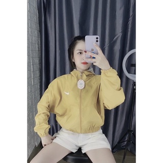 Áo khoác gió nữ