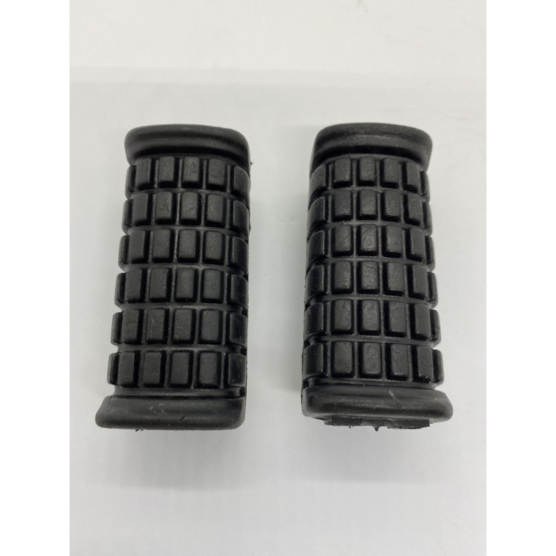 Cao su gác chân trước xe suzuki viva axelo xbike smash revo chính hãng