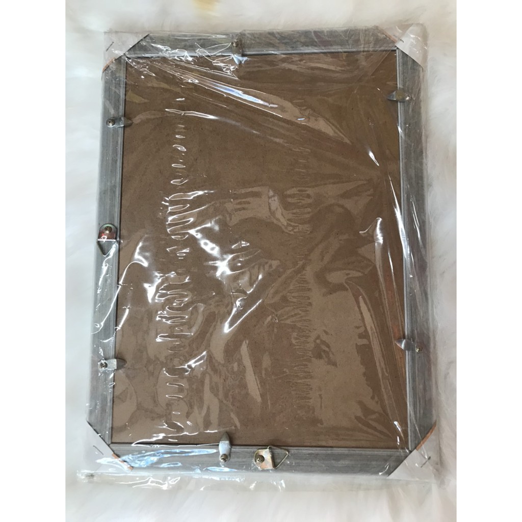 Khung hình  kích thước tấm hình 25x35