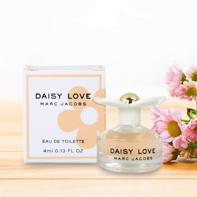 Nước hoa nữ Marc jacobs daisy love 4ml