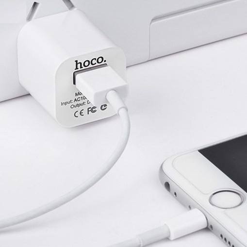 Củ Sạc HOCO UH102 Chính Hãng Cao Cấp - Hỗ Trợ Sạc Nhanh 5V/1A Cho các dòng Iphone, SamSung, Oppo - SkyShop