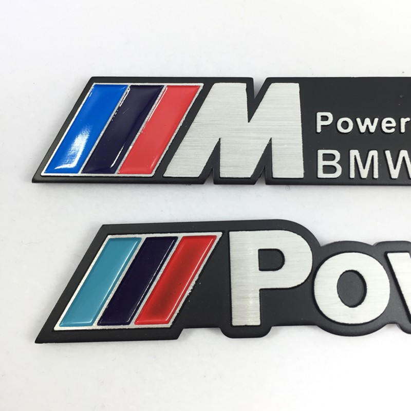 Miếng dán logo xe BMW bằng kim loại