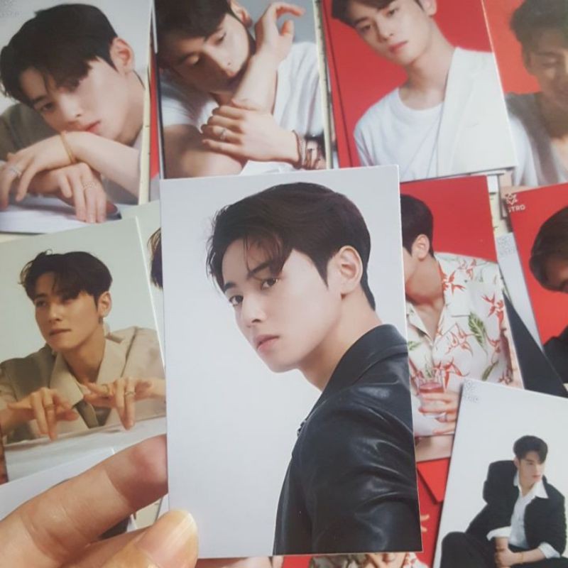 Lomo card 27 ảnh Cha Eun Woo - Marie Claire