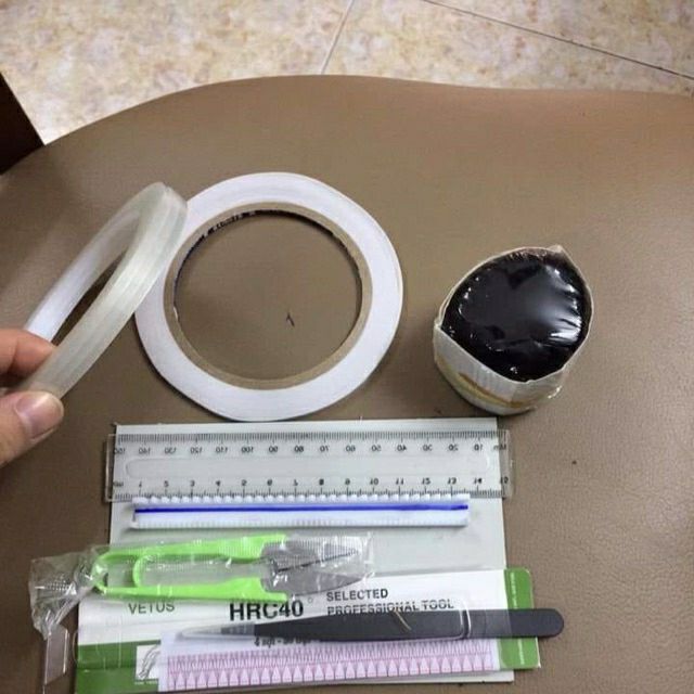 Bộ dụng cụ gia công mi giả tại nhà