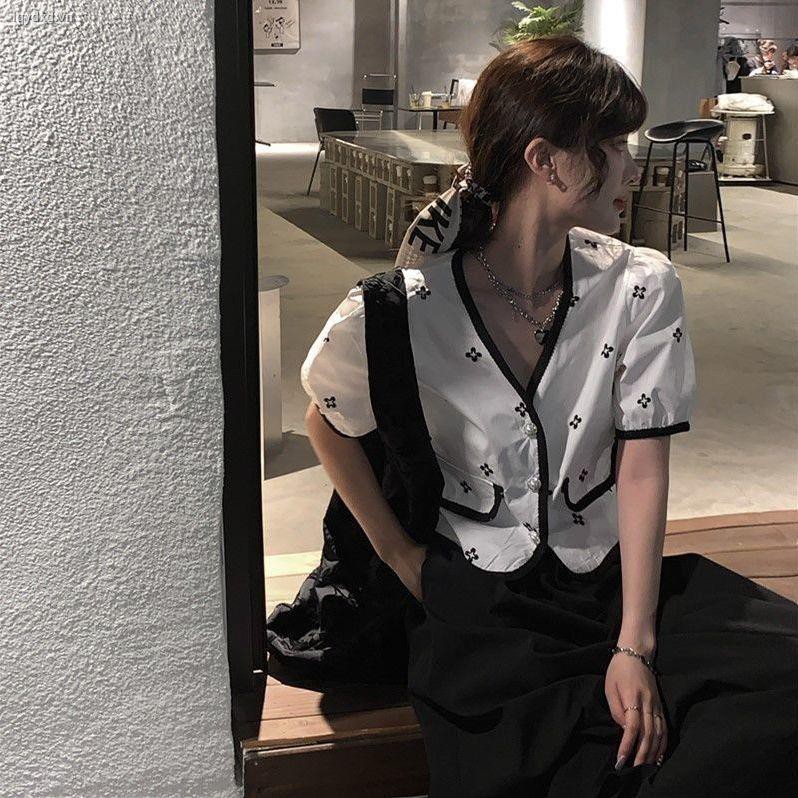 Set áo thun tay ngắn + chân váy lưng cao quyến rũ thời trang dành cho nữ