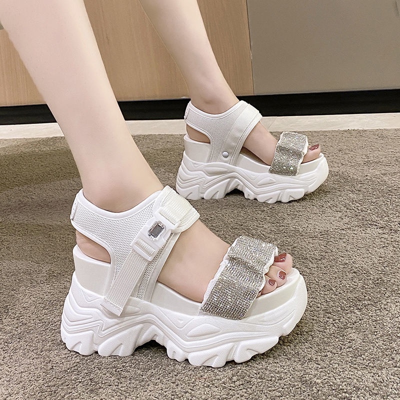 Giày Sandal Thể Thao Đế Dày Quai Dán Đính Đá Phong Cách Thời Trang Mới 2022