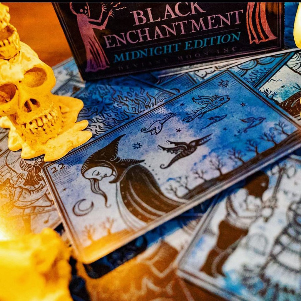 Bài Oracle of Black Enchantment Midnight Edition