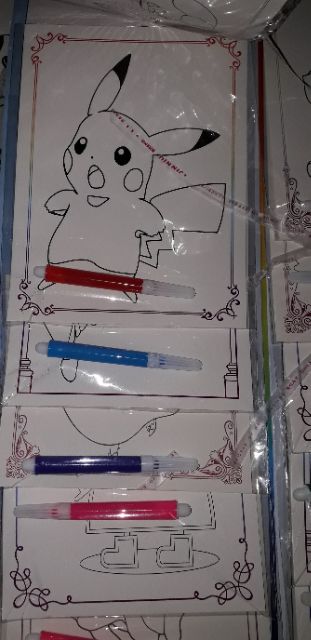 Set 10 tờ tô màu kèm theo viết tập tô có nhiều màu sắc và mẫu