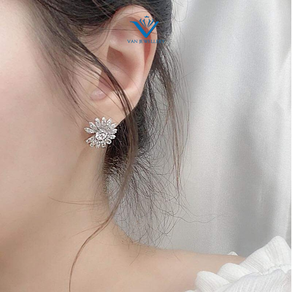Khuyên tai bạc Van Jewelry V10726 Khuyên Hoa Cúc bản to nạm đá sang trọng