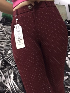 Quần cotton chấm bi