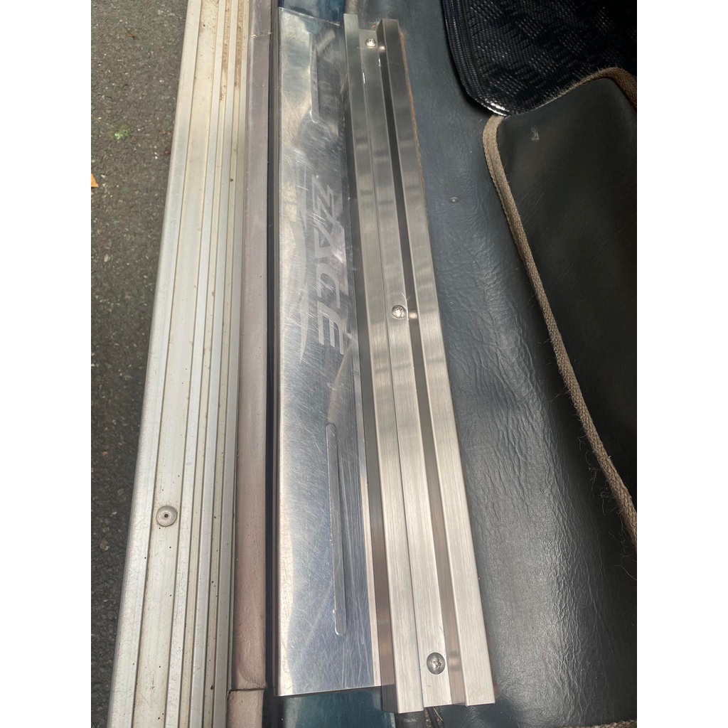 Nẹp bước chân Inox 304 cho xe Toyota Zace/ Kijiang/ Unser/ Tamaraw date 1999 - 2005