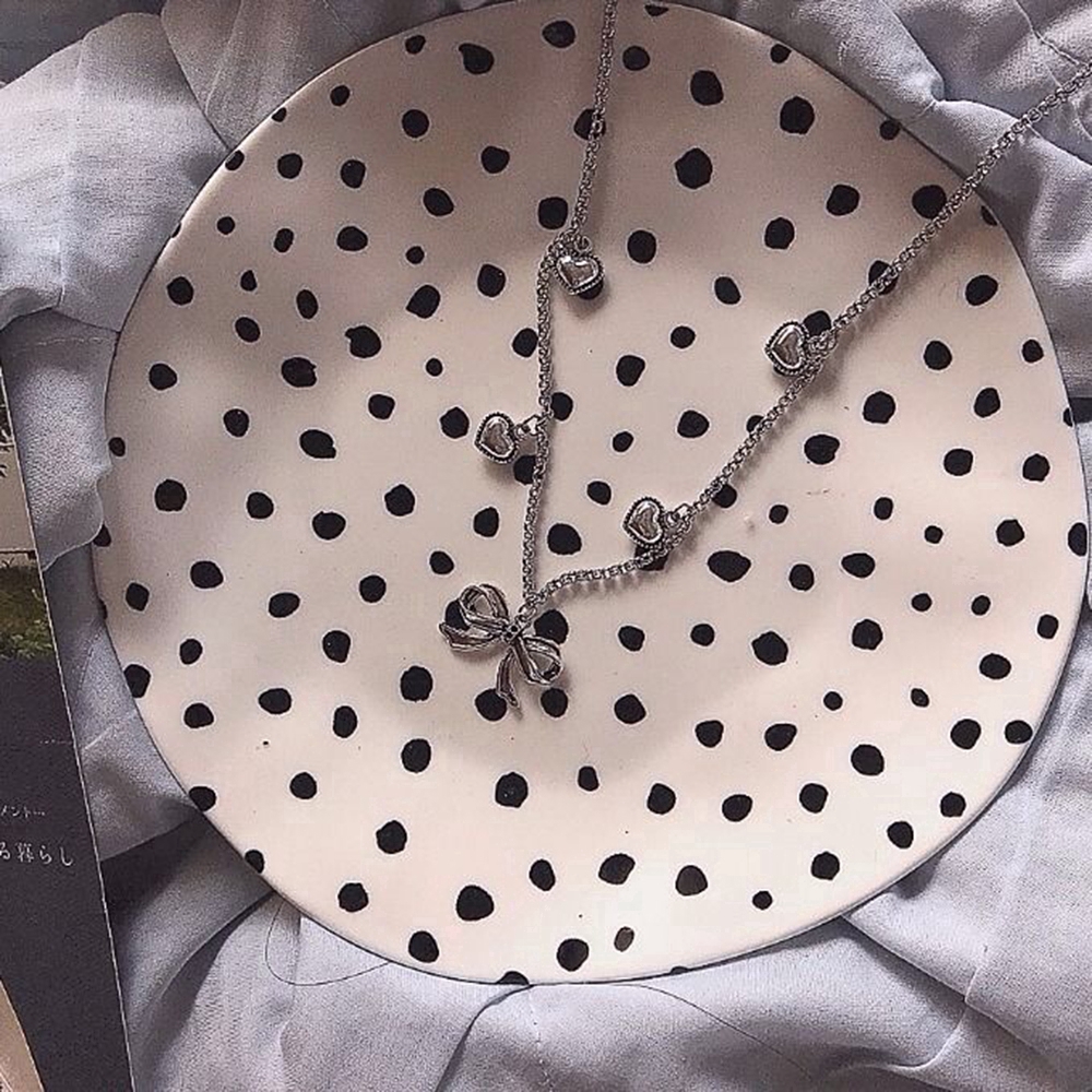 [Mã FASHIONCB232 hoàn tối đa 15K xu đơn 50K] Dây chuyền nữ mặt hình nơ trái tim phong cách retro Hàn Quốc xinh xắn | BigBuy360 - bigbuy360.vn