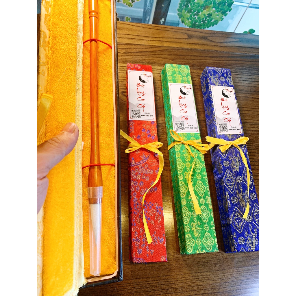 Bút lông Tử Làng Hào xuất phong 3 cm 4 cm 4.5cm viết Trung khải hoành phi câu đối-bl01