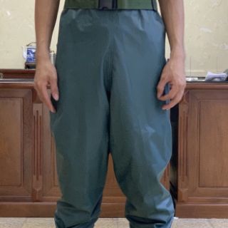 Ủng yếm bảo hộ lội nước