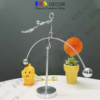 Con lắc tự cân bằng Newton vật lý vĩnh cửu để bàn DCS DECOR đồ chơi khoa học trang trí phòng khách bàn làm việc