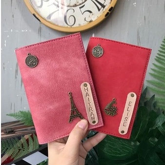 Ví đựng hộ chiếu đa màu sắc đi kèm dịch vụ khắc tên, gắn charm miễn phí