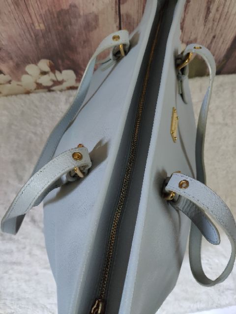 Túi si hiệu. Fom to