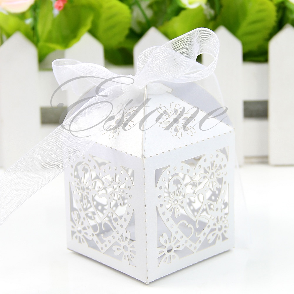 Bộ 50 / 100 Hộp Đựng Kẹo Cắt Trái Tim Có Ruy Băng Trang Trí Tiệc Cưới