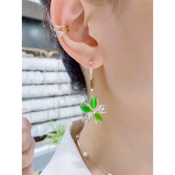 Bông Tai Đính Đá Thiết Kế Hoa Bất Đối Xứng Hai Bên Phong Cách Thời Trang Hàn Quốc