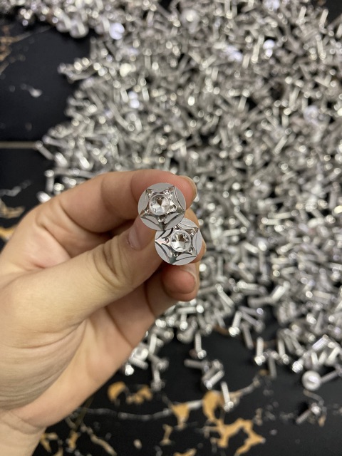 Ốc dù 5li xoắn Inox Salaya siêu sáng