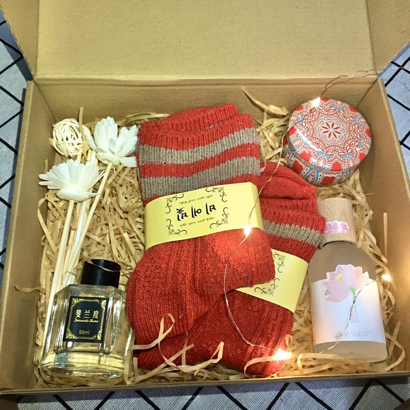 Dìu Dịu Box - Quà tặng nến thơm tinh dầu, quà tặng sinh nhật, quà tặng độc đáo ý nghĩa cho bạn gái, cho người thương | BigBuy360 - bigbuy360.vn