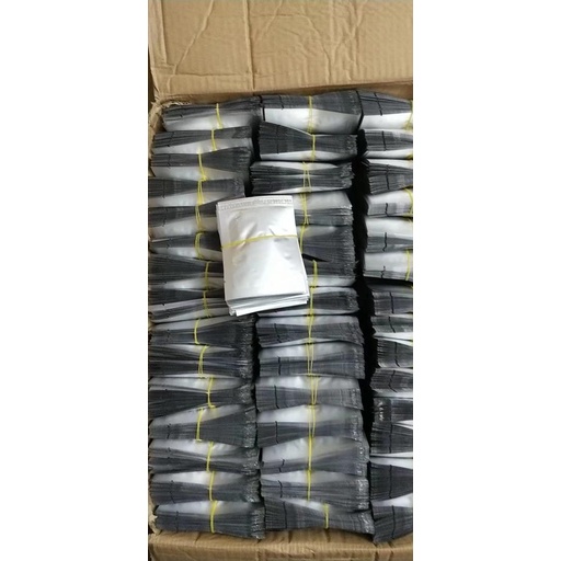 Miếng dán ủ môi không hình hàng chuẩn loại 1.