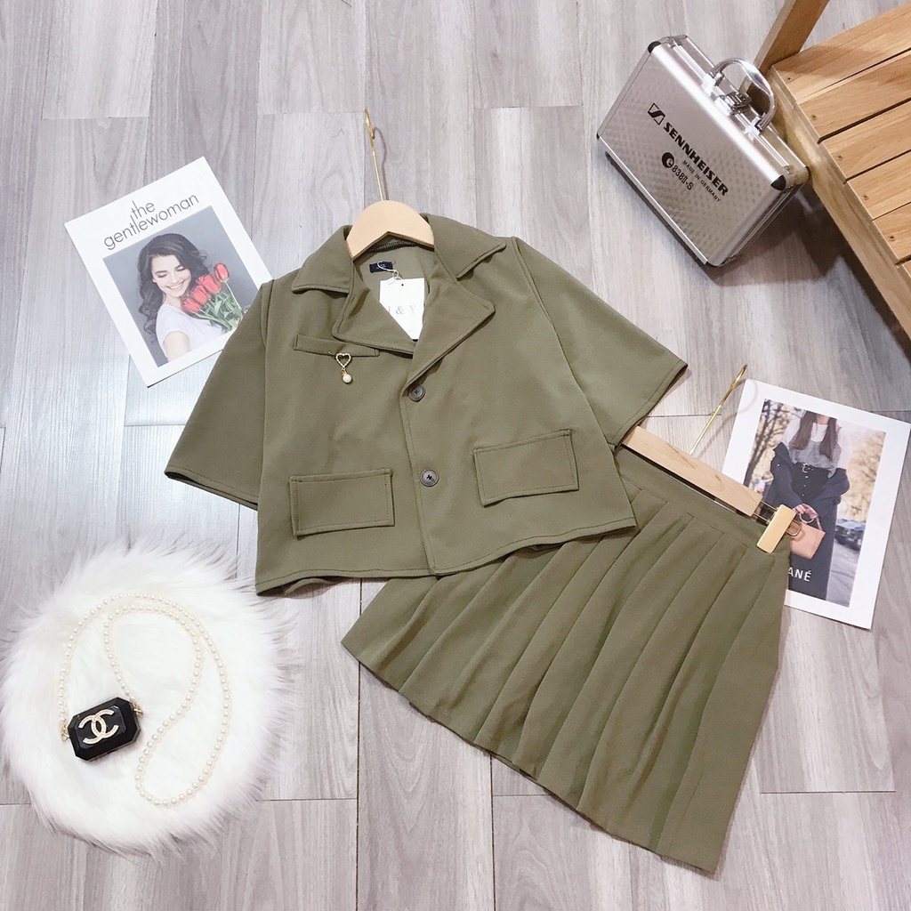 Set Áo Vest Hai Túi Cộc Tay Mix Chân Váy Xếp Ly Phong Cách Hàn Quốc Hottrend Mã 322 | BigBuy360 - bigbuy360.vn