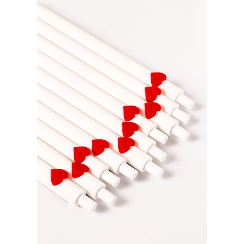 Bút Bi Mực Đen Ngòi 0.5mm Vỏ Nhựa Hình Trái Tim Dễ Thương