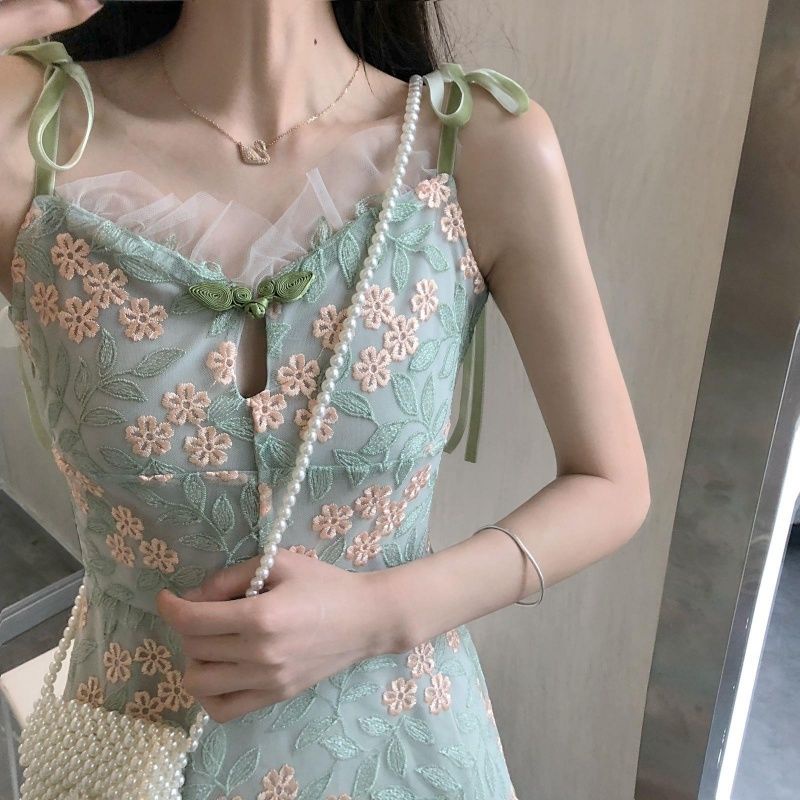 Đầm Dáng Dài Eo Cao Màu Xanh Matcha Phong Cách Retro Nữ Tính