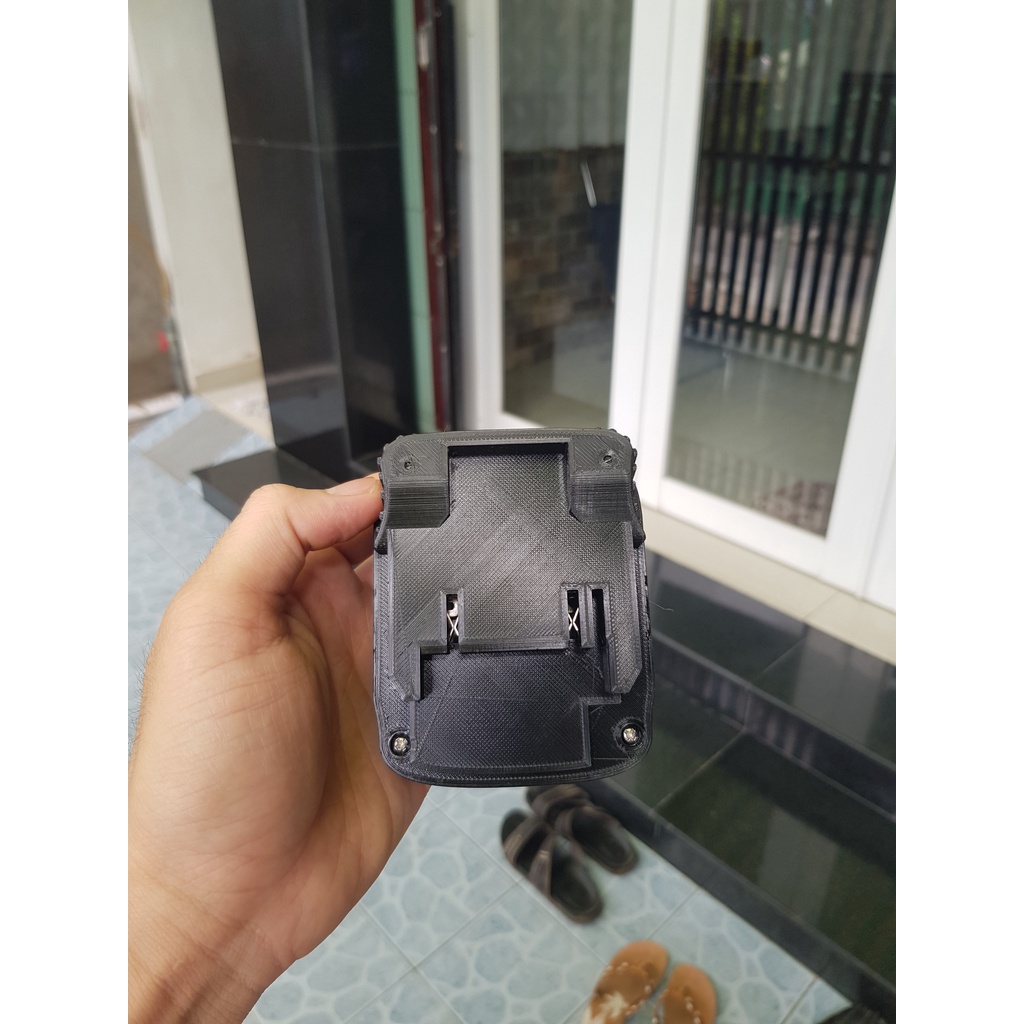 Đế chuyển Pin Makita Trượt cho máy Hitachi Trượt