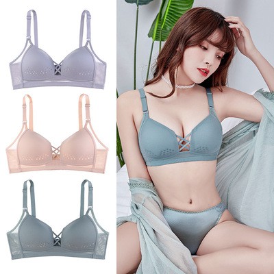 Áo Lót Không Gọng Phối Ren Thoáng Khí Thiết Kế Khoét Lưng Chữ V Sâu Quyến Rũ
