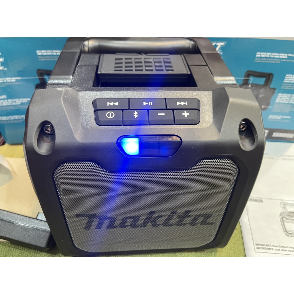 Loa âm thanh Bluetooth Makita XRM08B