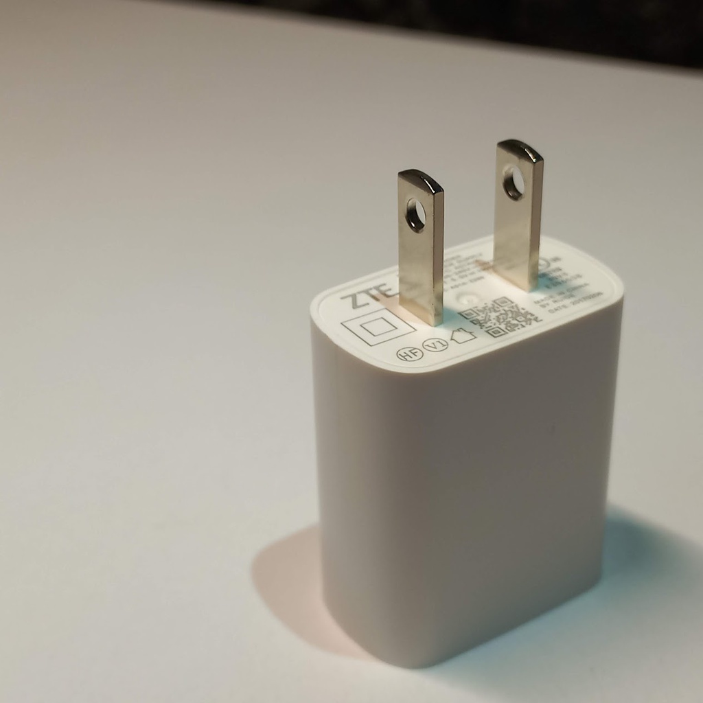 Đầu sạc ZTE 5V1A chính gốc phù hợp với tai nghe Bluetooth, bàn chãi điện, quạt nhỏ Samsung Redmi máy Android dòng thấp