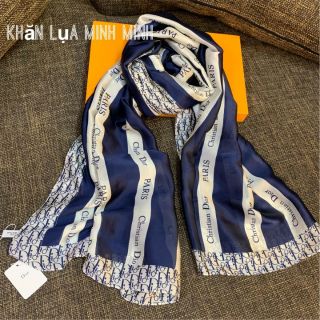 Khăn lụa hiệu LV