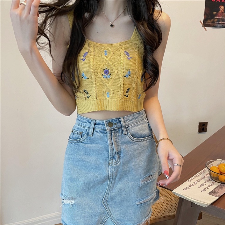 Áo 2 dây bản to croptop sexy kiểu Hàn Quốc LUHAZO phong cách Ulzzang nhiều màu ôm body thêu hoa Siêu Hot K5T3