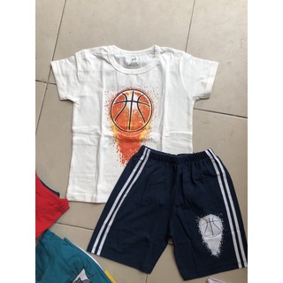 set 4b bé trai