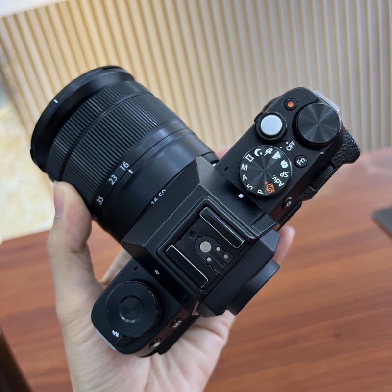 Máy ảnh Fujifilm XT100 kit 16-50mm